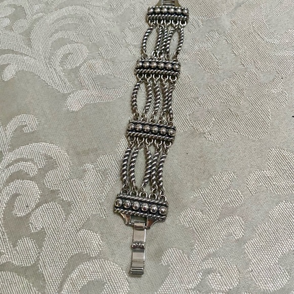 Brighton Bracelet - Picture 6 of 11